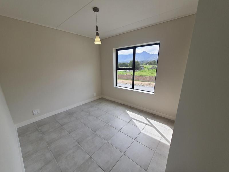 To Let 1 Bedroom Property for Rent in Gordons Bay Western Cape